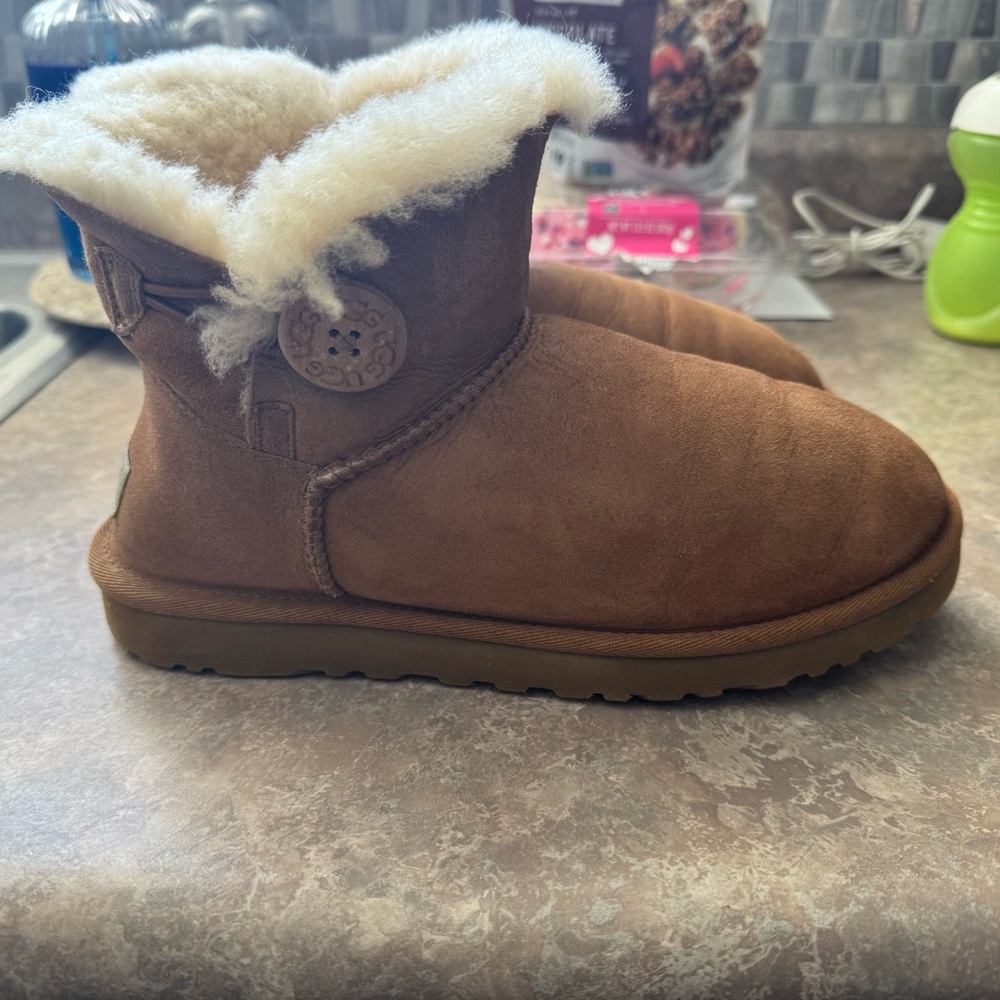 UGG Tan Winter Boots with Cream Fur